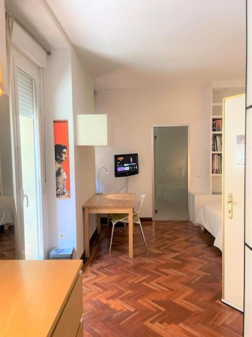 Exclusivo Y Acogedor Apartamento Con Balcon En Chueca, Con Aire Acondicionado Y Calefaccion Madrid Exterior photo